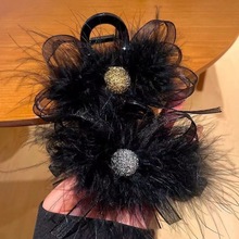 水钻高级简约抓夹 毛毛秋冬女款黑色发夹羽毛金银毛毛鲨鱼夹发夹