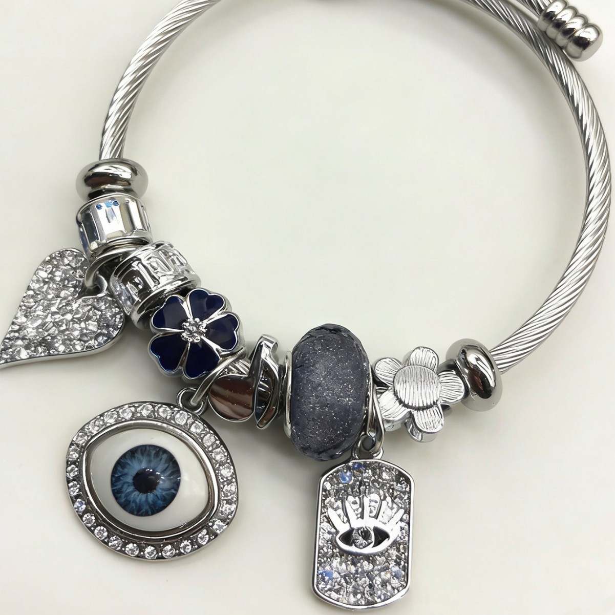 Panjia pulsera de acero inoxidable explotadora transfronteriza diamante plata aleación diablo ojo de amor nota joyas de flores image 5