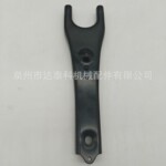 厂家批发适用于五十铃4HF1离合器分离拨叉8-97024532-0