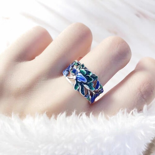 Ancient French ethnic style retro enamel oil craft white temperament lotus silver-plated ring classical literary index ring