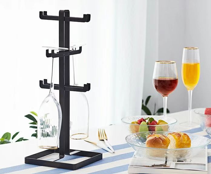 Japanese creative red wine glass rack for kitchen and living room without punching coffee cup goblet upside down drain cup holder