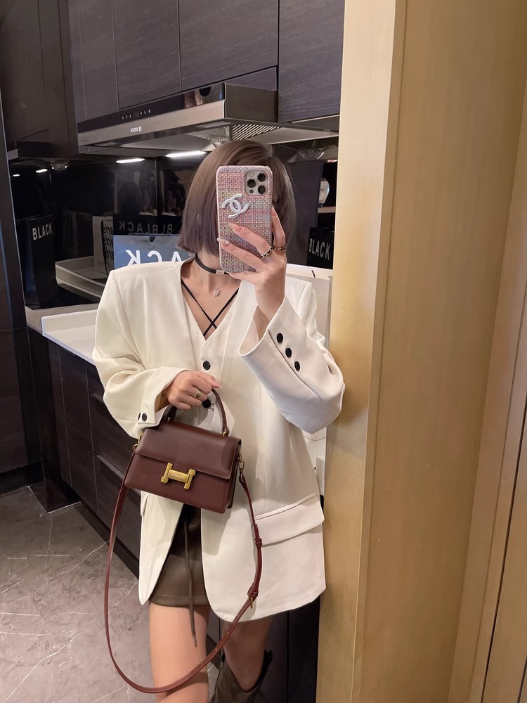Túi xách vuông nhỏ thời thượng đeo chéo dây xích — Màu đen cổ điển, Cà phê Trung cổ, Xám than chì, Màu đỏ rượu chi tiết 15