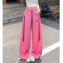 玫红色美式刺绣速干条纹工装裤女夏2026新款运动风直筒休闲阔腿裤