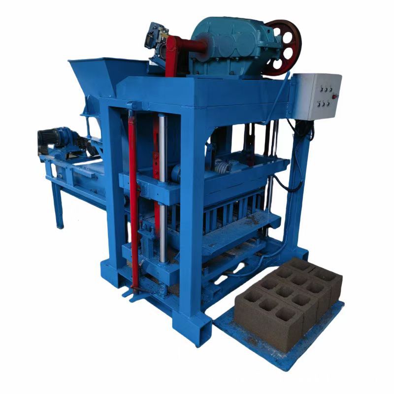 불타지 않는 벽돌 기계