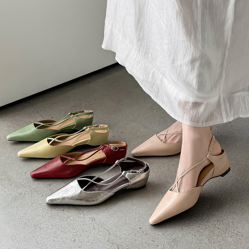 Slimming and Elegant Pointed-Toe Nude Leather Mid-Heel Sandals with Internal Height Increase, Cross-Strap Genuine Leather Closed-Toe Backless Design for Women, Summer 2026