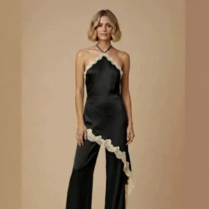 2026 Summer New Style Halter Top Black Lace Trim Camisole Women's Pure Desire Style Sleeveless Top for Outerwear