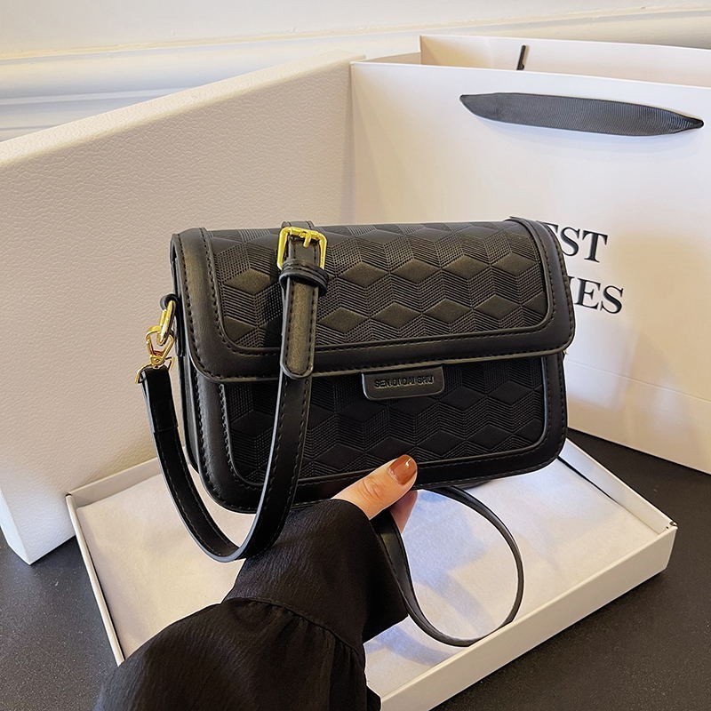 Bolso bandolera cuadrado pequeño de alta calidad para mujer, popular en internet, moderno y versátil, de un solo hombro, 2024_voghion.com
