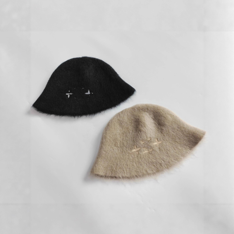 25 Autumn/Winter New Collection: Lv-Style Four-Leaf Clover Fisherman Hat for Adult Women, Elegant Versatile Bucket Hat, Comfortable and Casual