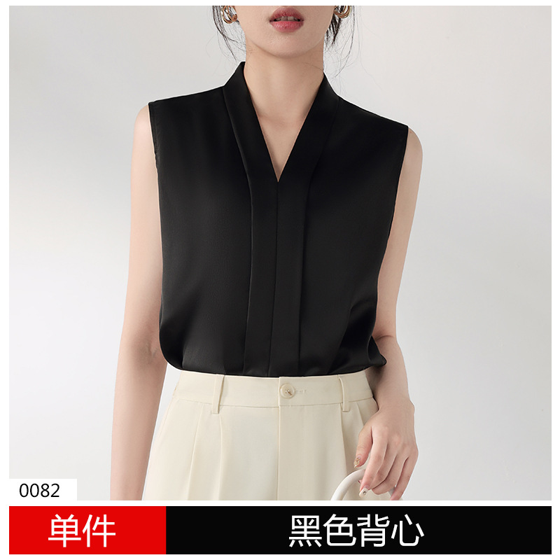 블랙 셔츠 (브이넥-클래식)