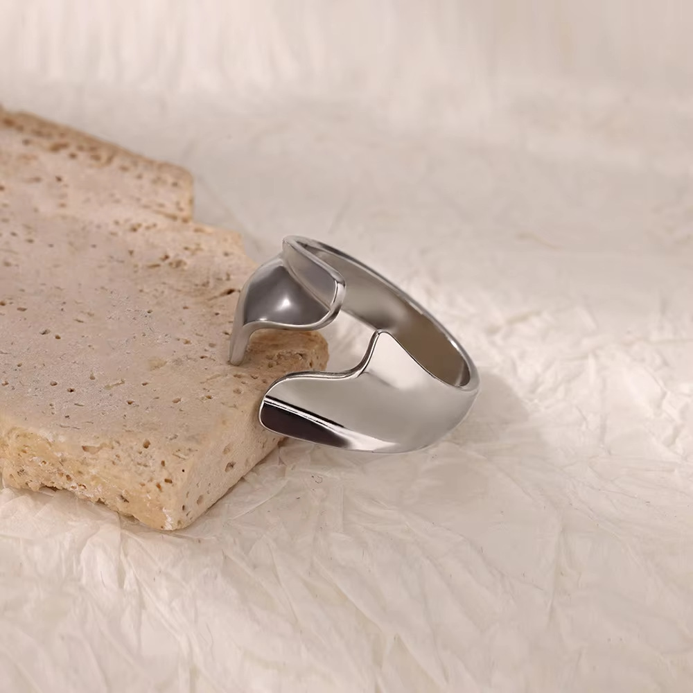 8g Weight 0.03µm-0.05µm Gold Plating Thickness PVD Coated Gold Plating Process Real Gold Plated Plating Material Stone-Free Inlay Material Open Rings Classification 1 Piece Quantity Casual, Daily Occasion 304 Stainless Steel Material Solid Color, Lines Pattern All Seasons Season Unisex Gender Simple Style, IG Style Style Waterproof Non Tarnish, Plating Craft Gold, Silver Color PVD Coated Real Gold Plated 18K Gold Solid Color Lines Titanium Steel Simple Style IG Style Waterproof Non Tarnish Open Rings 6