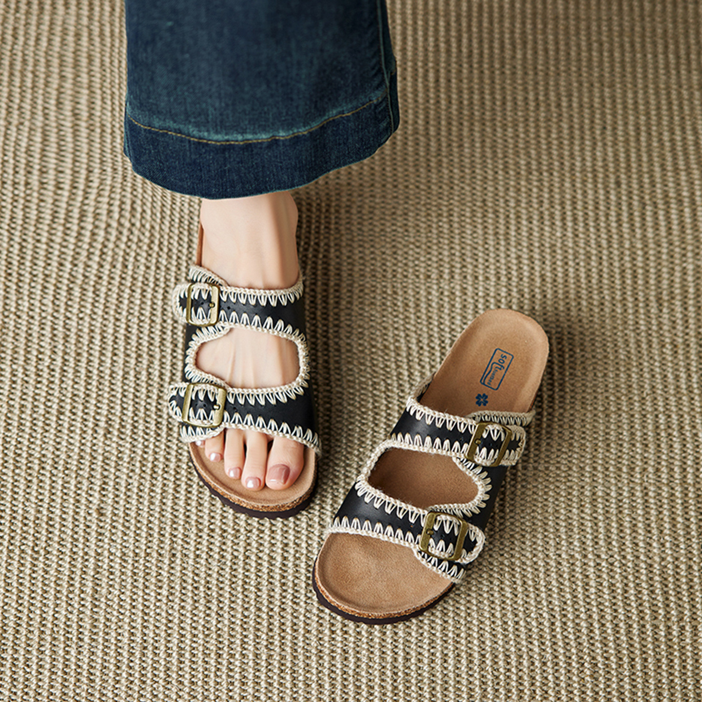 Sandal Birkenstock đế dày hở mũi quai thắt lưng cho nữ — đen