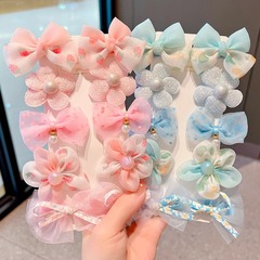 子供の蝶結び10点セットのヘアピンが可愛いです。