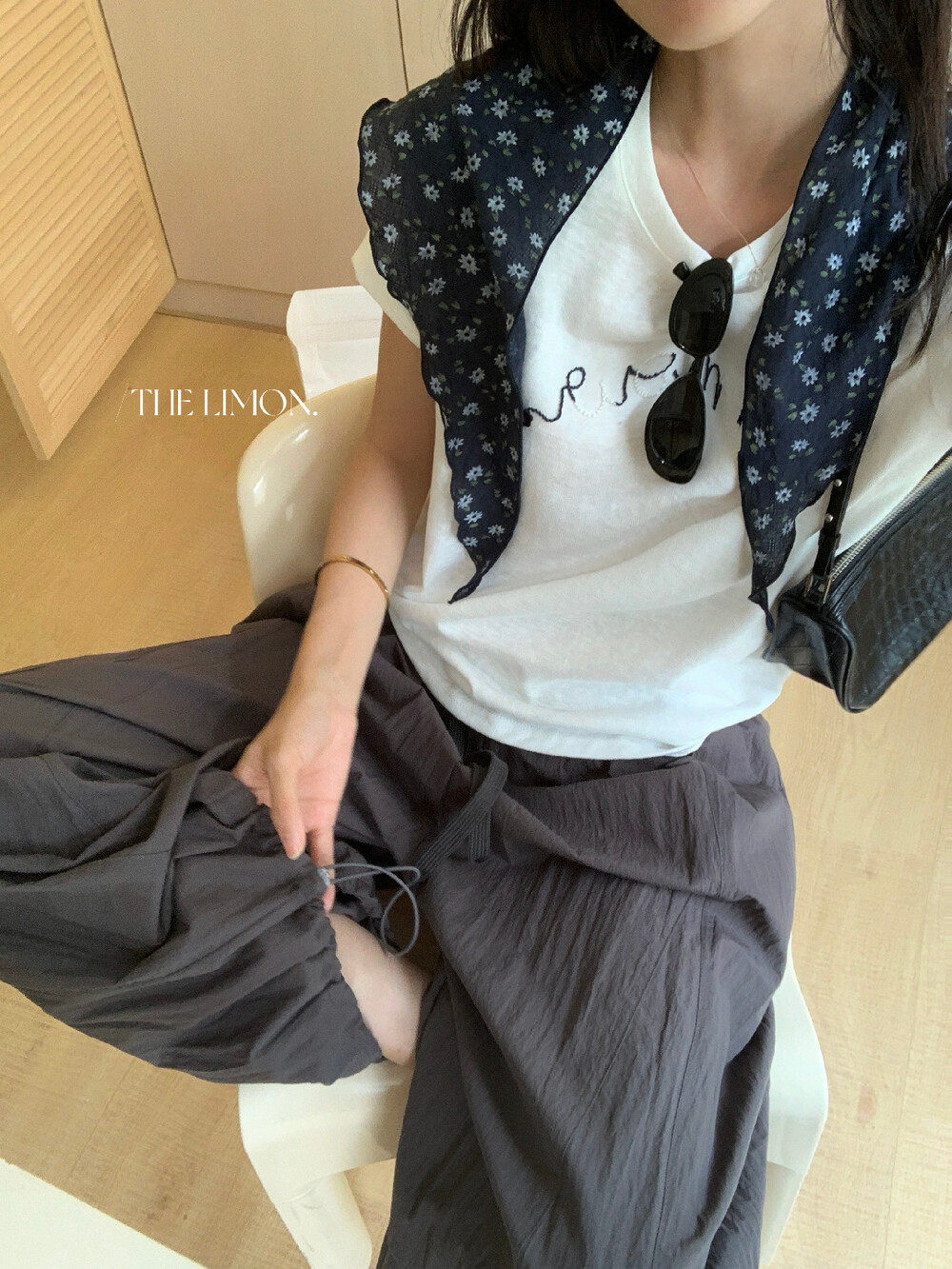 Quần culottes nữ ống rộng cạp cao rút dây, phong cách thể thao, mùa hè 2026 — Xanh lá cây nhạtcolor, xám đậm, màu đen, màu trắng chi tiết 17