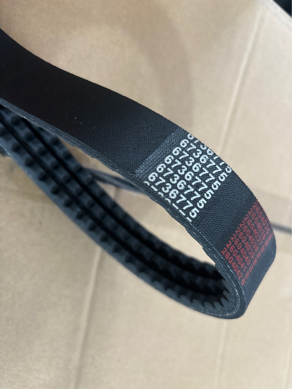 20*1700L toothed triangle belt 6736775 for harvesters 7188792 for tractors and agricultural machinery industrial transmission belt
