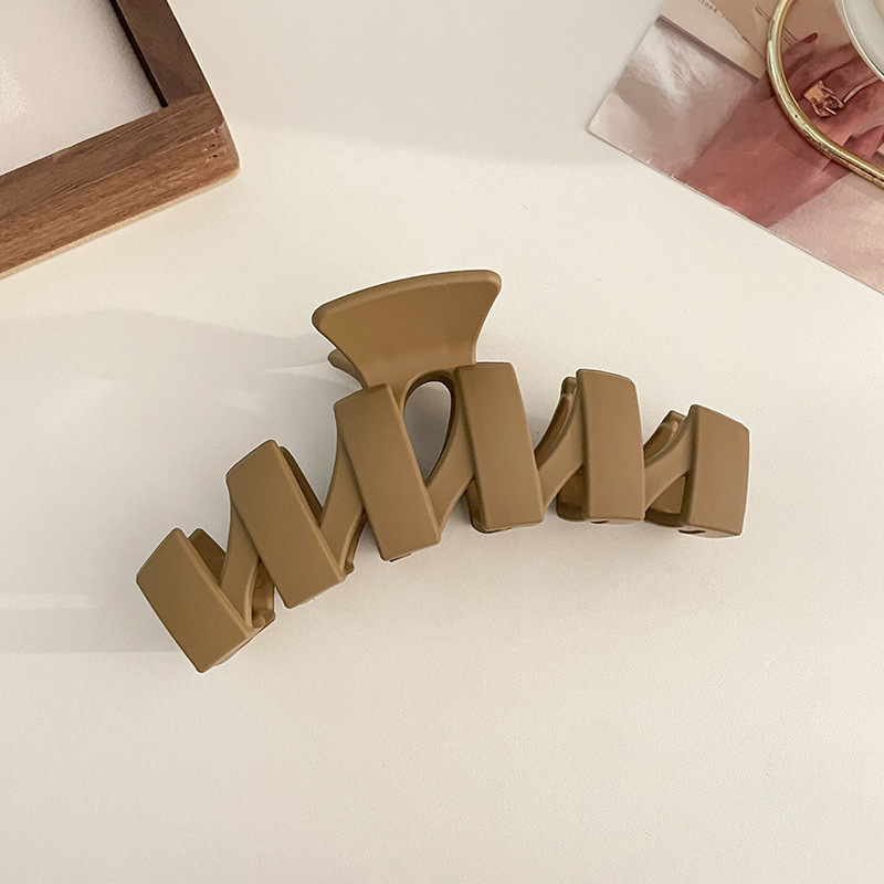 Accesorios para el cabello de pinza de tiburón de acrílico grande de Corea, clip de agarre para el cabello de disco simple, tocado de horquilla de cabeza femenina al por mayor