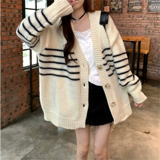 日韩设计感V领条纹毛衣外套女秋冬新款小众休闲宽松显瘦针织开衫
