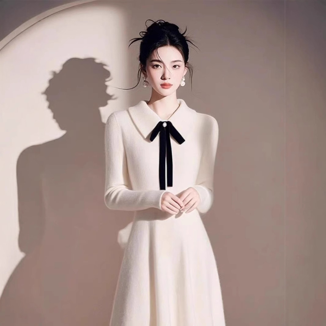 작은 흰색 두꺼운 스웨터 원피스 여자의 2024 겨울 코트 활 니트 긴 스커트