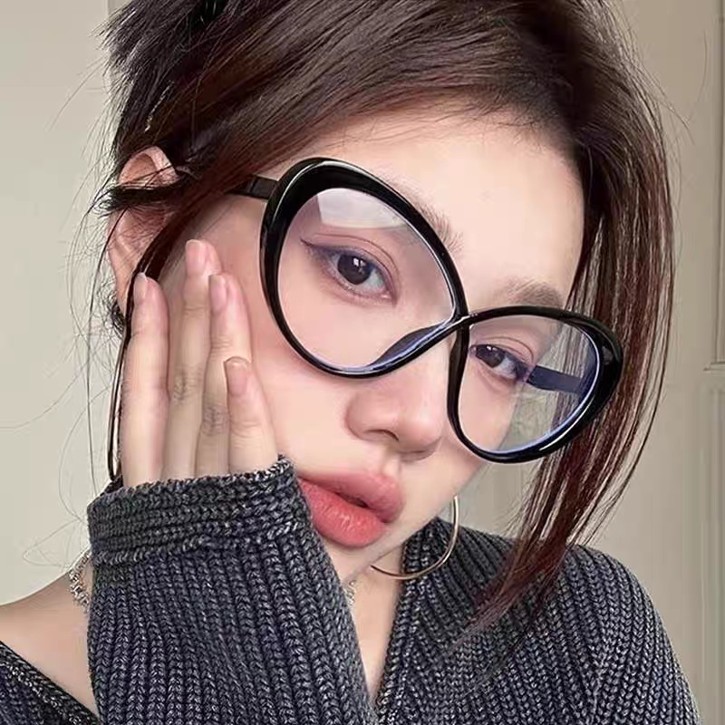 Nuevo marco ovalado cruzado transfronterizo, gafas anti-luz azul de color en contraste, celebridades de Internet, el mismo modelo, pequeñas gafas de sol para exteriores