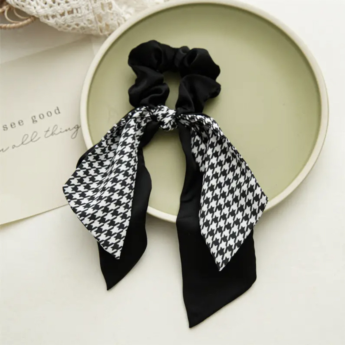 작은 격자 무늬