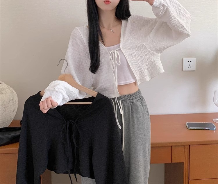 Spring and summer 2024 new versatile strap long sleeved lantern sleeve style thin cardigan short coat sun protection top_voghion.com