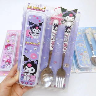 Детский набор столовых приборов Sanrio: ложка вилка футляр