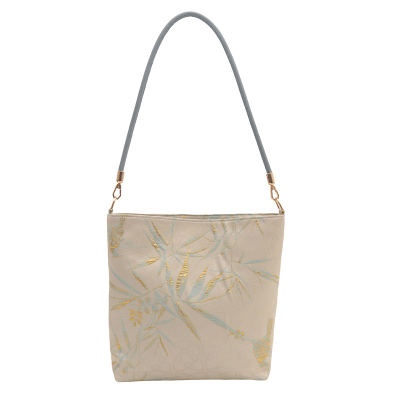 Elegante bordado de seda dorada de alta calidad bambú mariposa nuevo estilo 2024 nuevo estilo chino bolso debajo de la axila