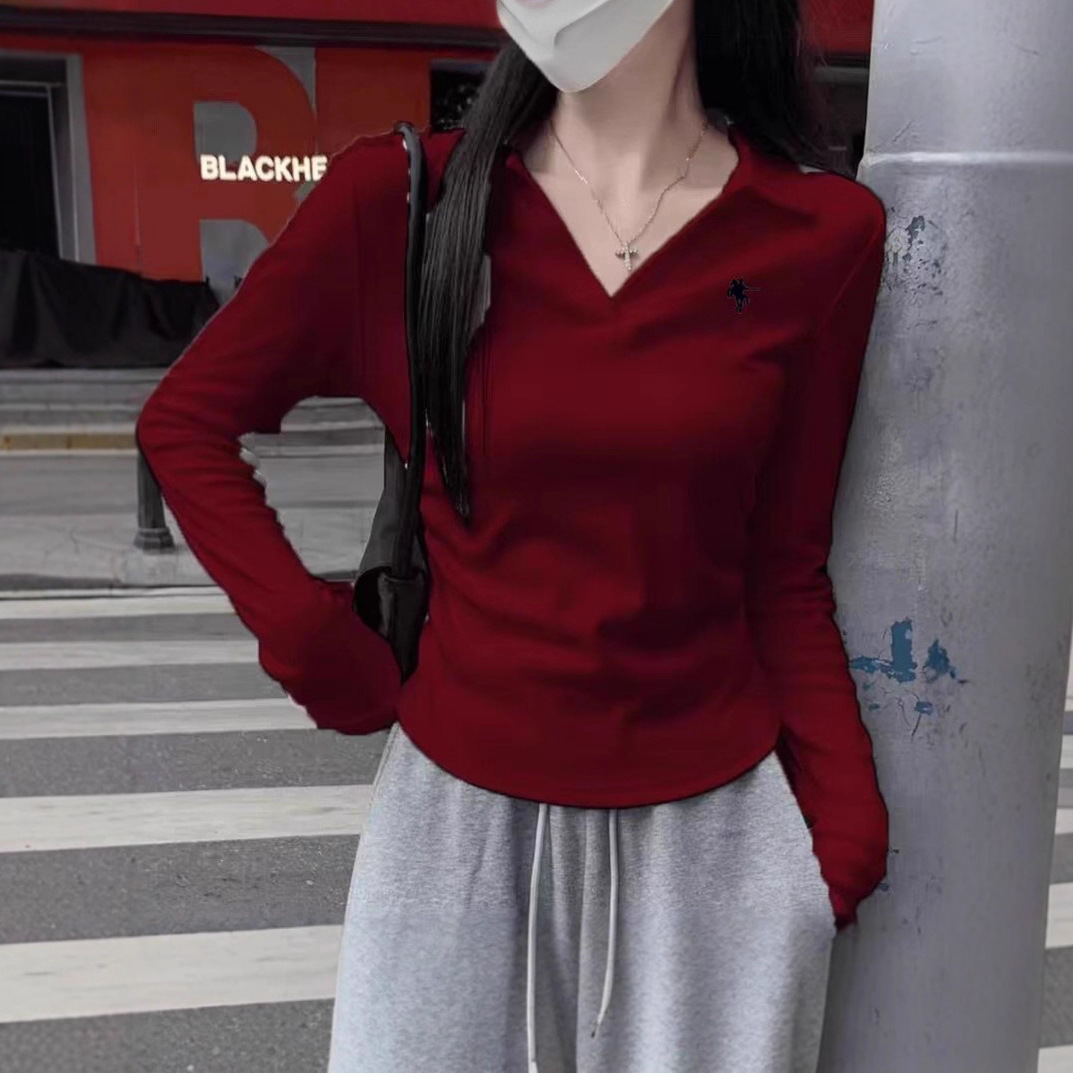 Women's Slim Fit Long Sleeve Polo Shirt Embroidered Knight Design Casual Versatile Top for Fall_ecoleips.com