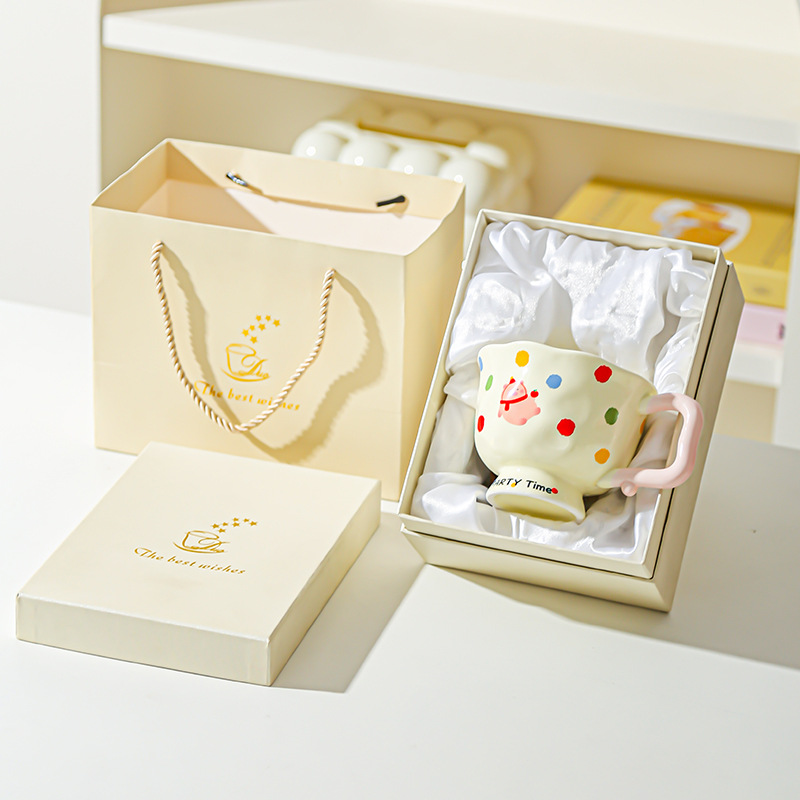 Taza de cerámica de moda creativa Regalo de oficina Taza para el hogar Taza de café Taza de agua Taza de desayuno Feliz cumpleaños