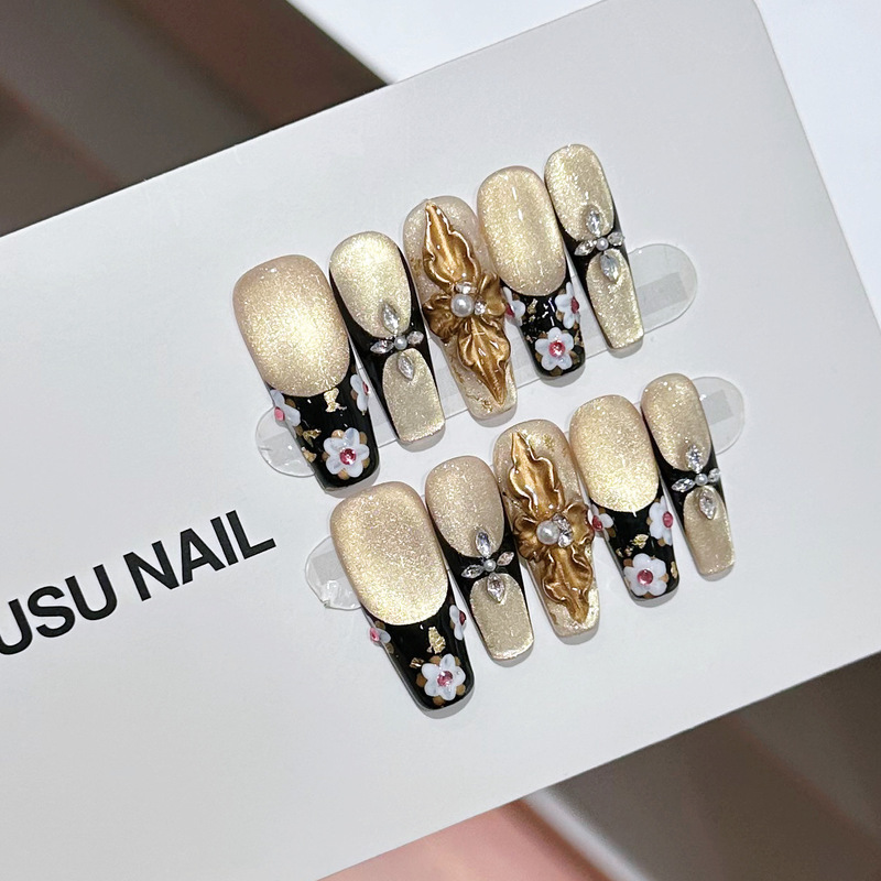 [Black Gold Flowers] Black Gold Chinese Carved French Niche Design Wearable Nail Patch Removable Nail Patch