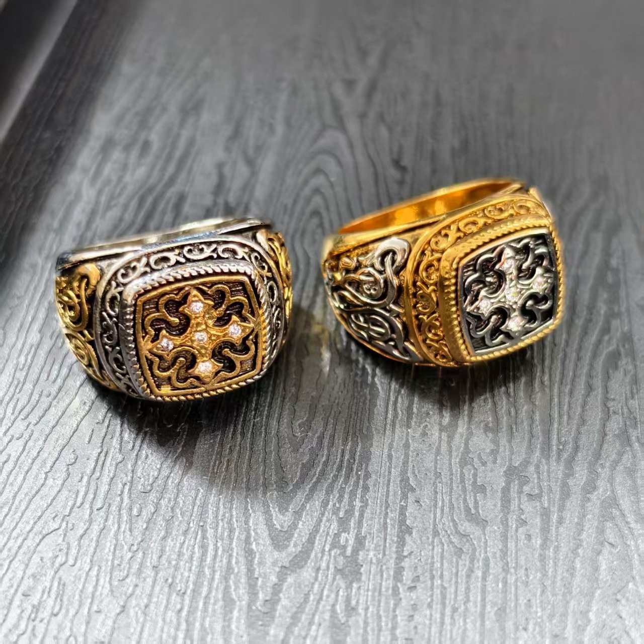 Cross-Border Export Amazon Flower Plated 18K Black Gold Two-Color Ring European and American Retro Carved Pattern Men's Engagement Ring