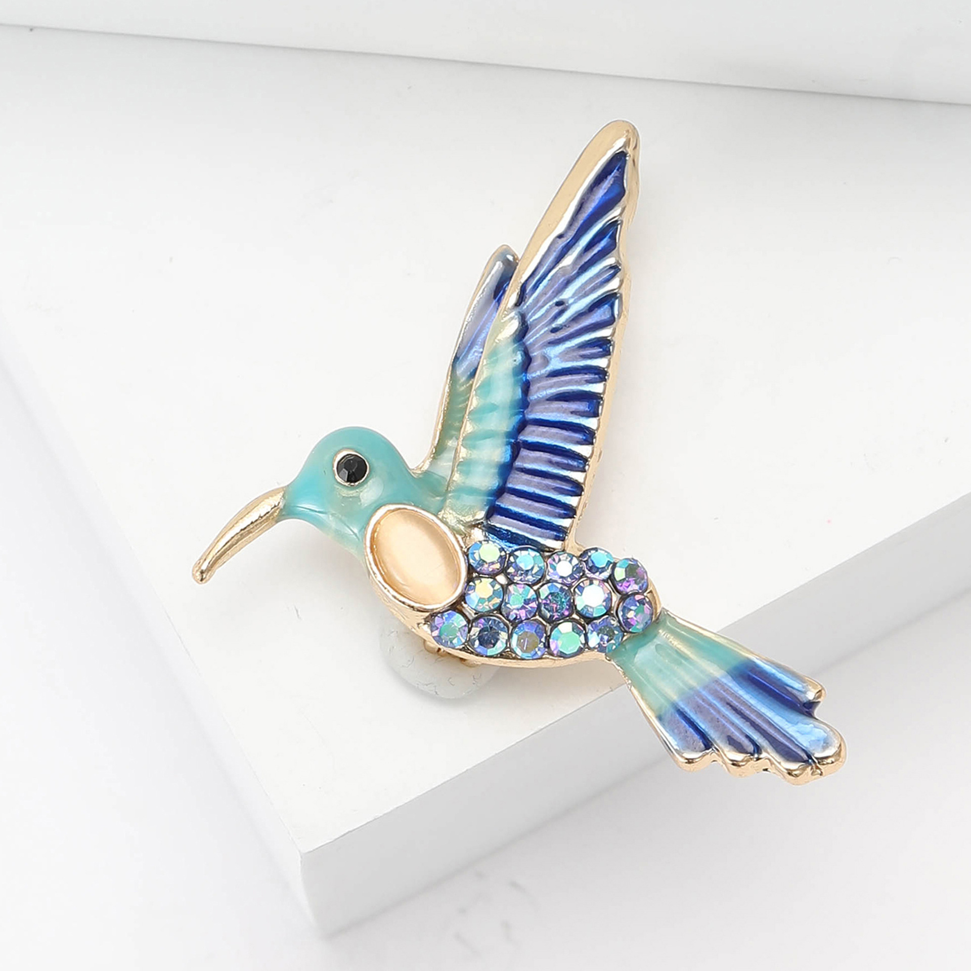 New European and American Creative Alloy Enamel Hummingbird Brooch Exquisite Cartoon Ladies Suit Coat Corsage Jewelry Pin