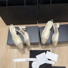 �ֻ�С�����ͷ�������ЬŮ2026�¿�͸�������Ьƴɫƽ�׵�Ь