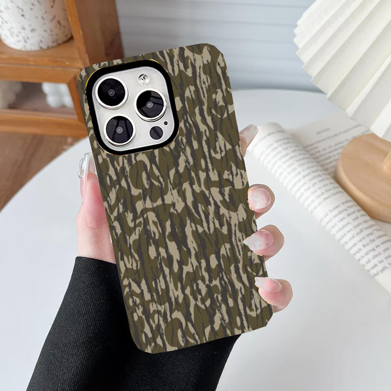 Customized new two-in-one mobile phone case fashion cute mobile phone case anti-drop durable mobile phone case