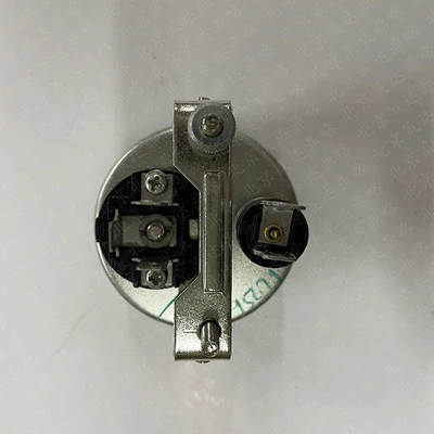 Oil pressure gauge Engine Parts