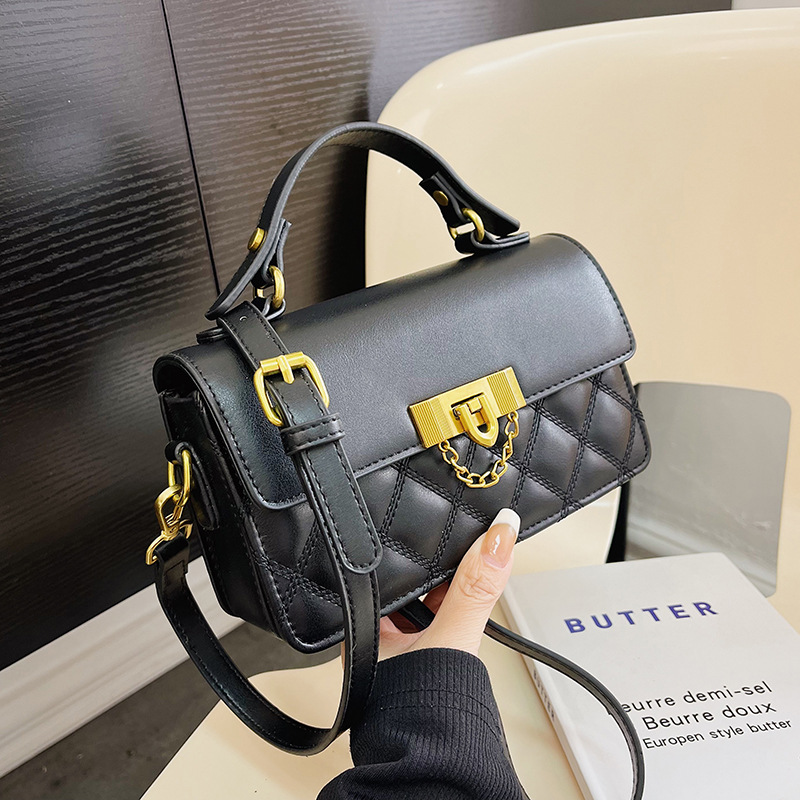 Diamond grid handbag 2023 new fashion retro stylish small square bag for women, elegant temperament, versatile crossbody bag