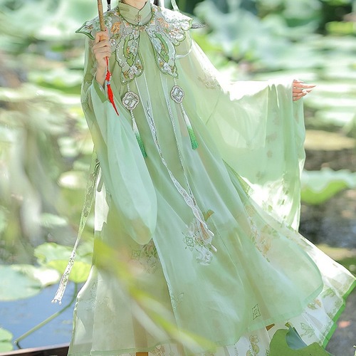 Yujì Original Green Field Fairy Oz Style Hanfu Dress for Women - New Summer Thin Collar Cloud Shoulder Ethereal Fairy Tale Ancient Costume