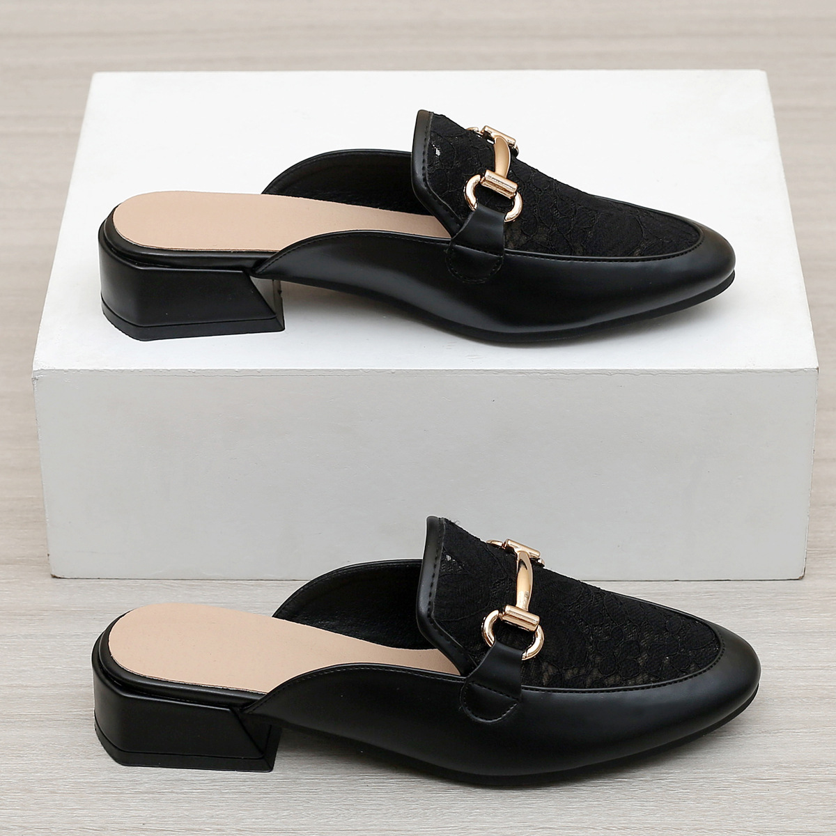 Az új 2023-as női félig csúszásmentes, középsarkú, lezser, divatos Baotou vastag sarkú Muller félcipő, külkereskedelem, nagykereskedelem_voghion.com