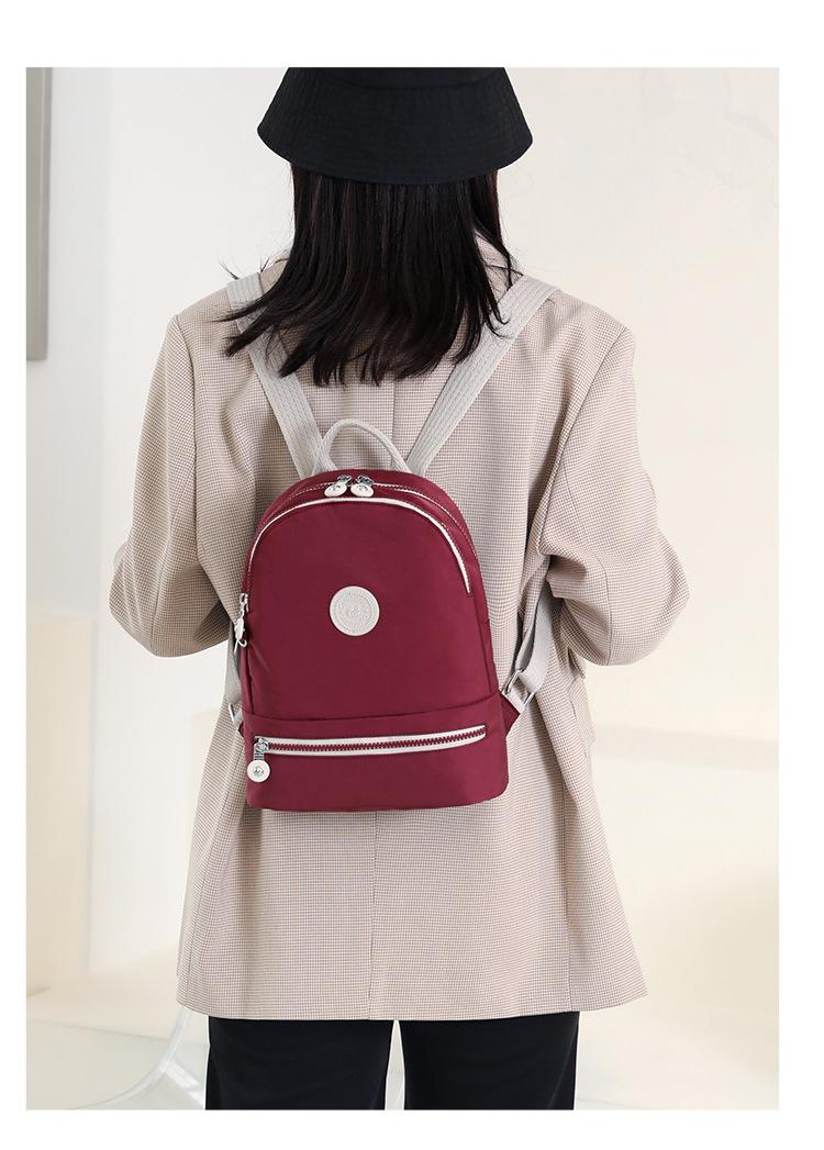 Cross-border exclusive ladies' backpacks, outdoor casual portable backpacks, large-capacity water-resistant nylon schoolbags for school undefined