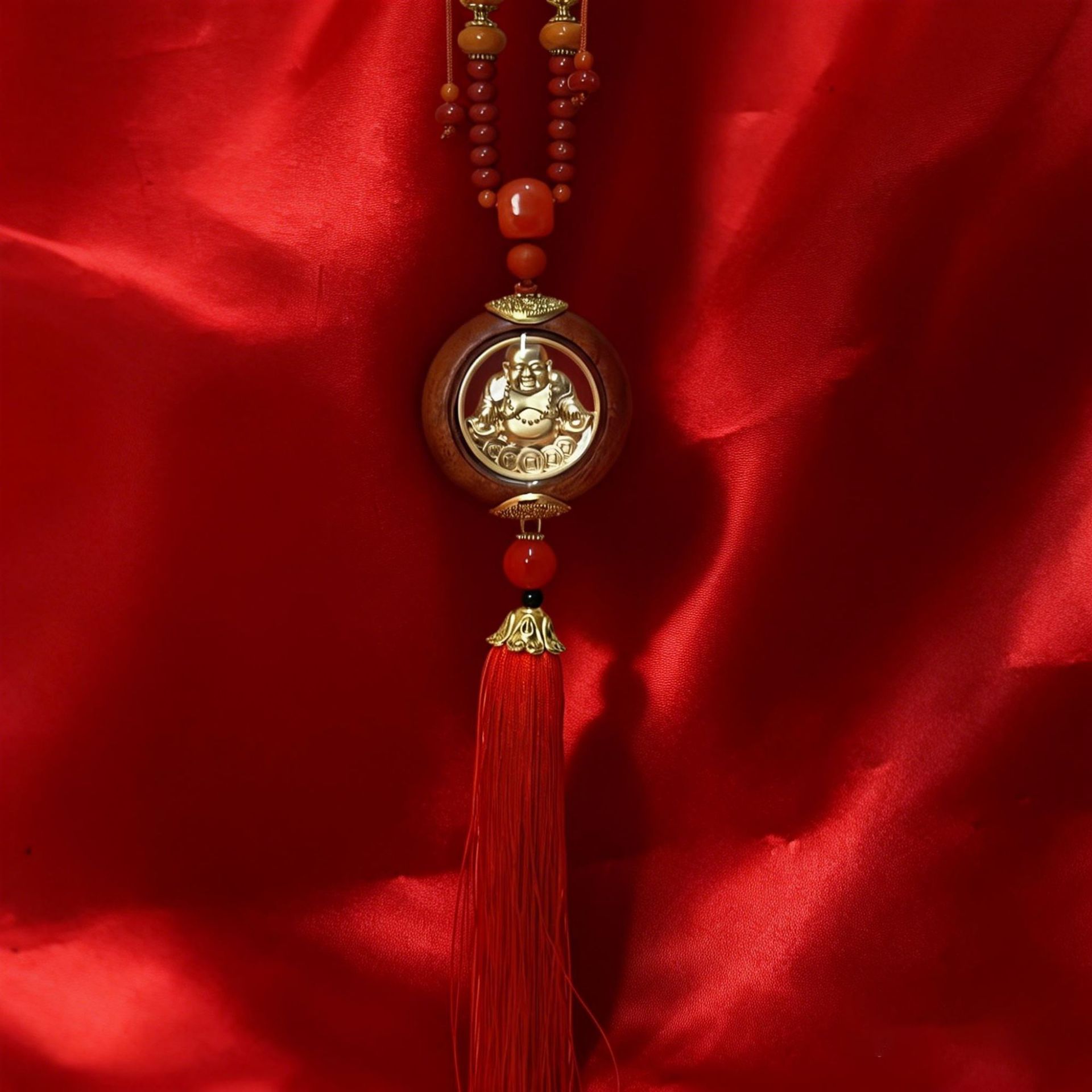 New Car Interior Decoration Pendant Made of Rosewood with Double-Sided Crystal for Office, Living Room, and Car Decoration