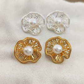 耳环;耳钉;耳扣