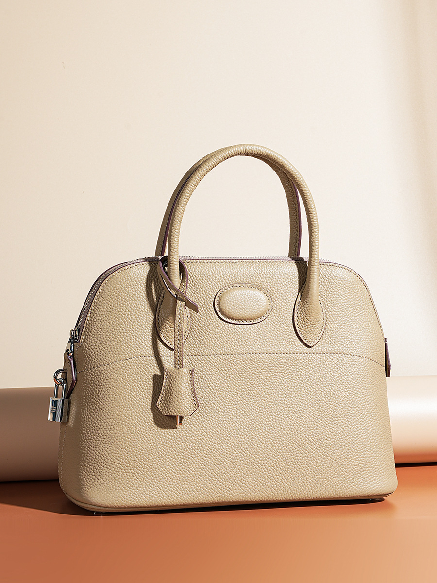 新オリジナルのトップ層牛革ファッション気質シングルショルダーバッグ本革大容量高級感手提げ貝殻バッグ女