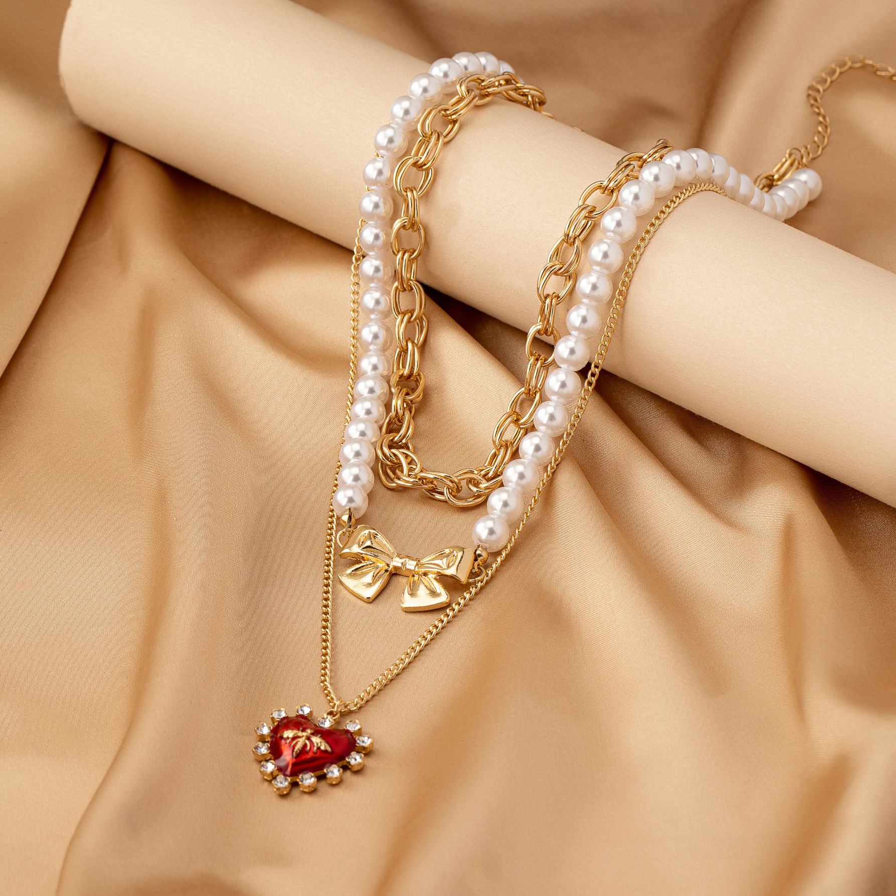 All Seasons Season Lady Heart Shape Imitation Pearl Alloy Beaded Chain Cable Chain Layered Necklaces Wholesale