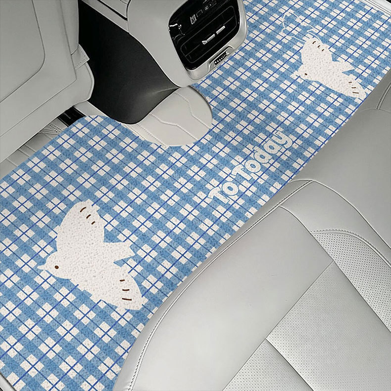 Fresh checkered pattern silk loop car floor mats, easy to clean and dirt-resistant, direct from the factory