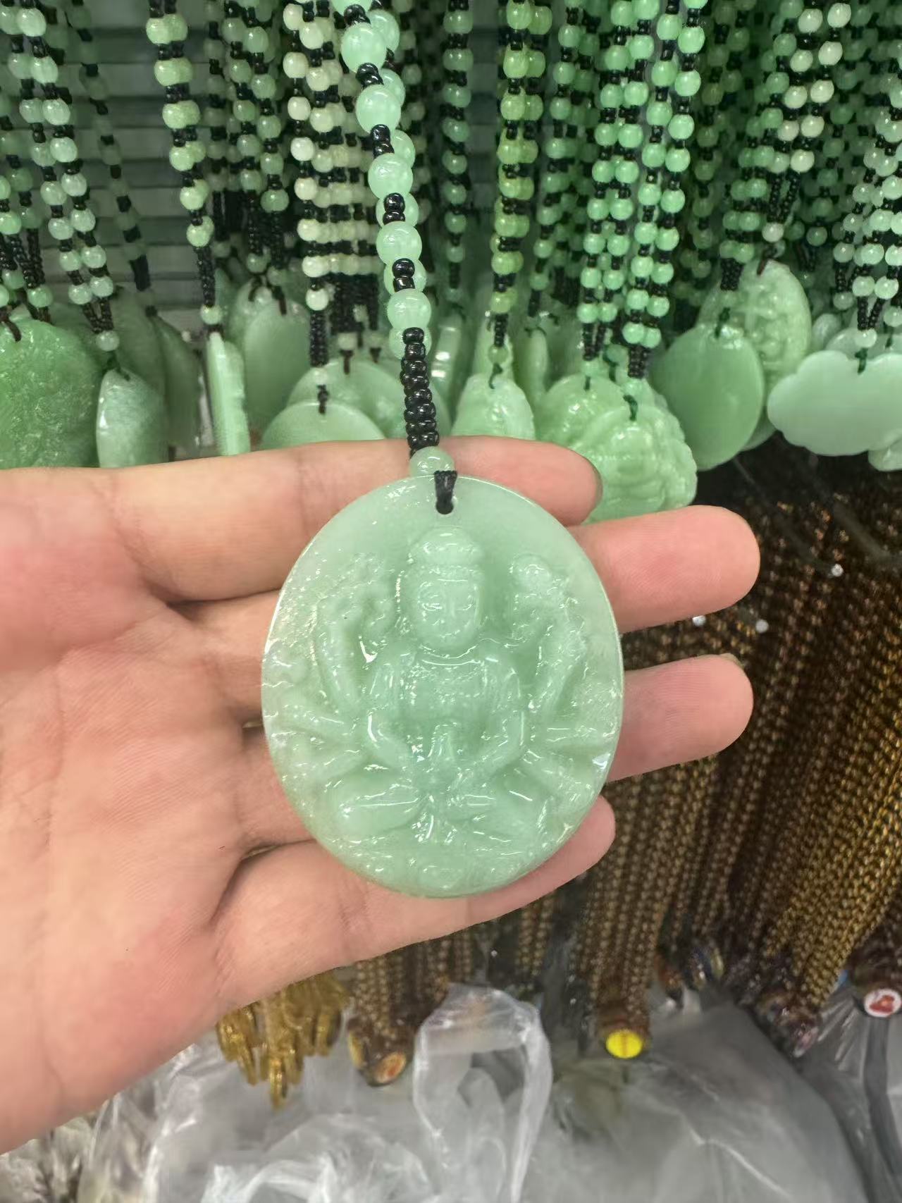 Nuevo jade sonriente ligero budismo guanyin dragón marca festival alto collar suéter cadena colgante lugar escénico joyas regalos