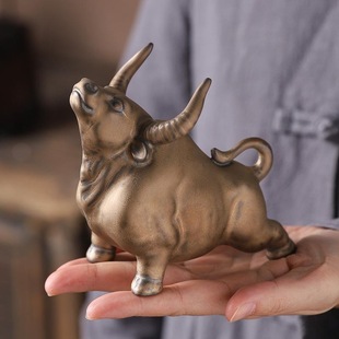 Tea Favourite Year of the Ox Mascot Creative Ceramic Ornaments Boutique Can Raising Red Bullish Ornaments Tea Ceremony Ornaments