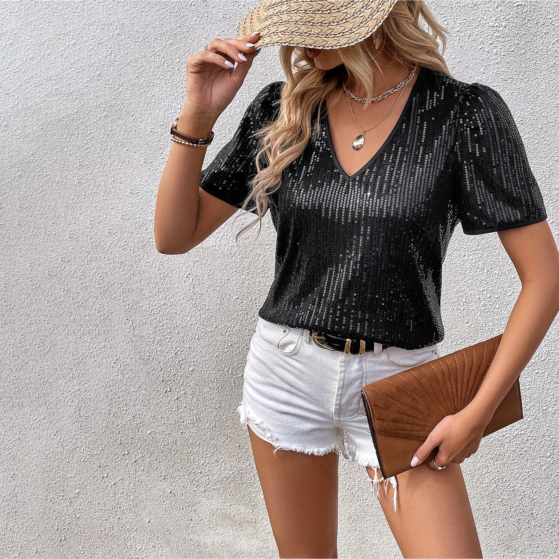 fashionable comfortable T-shirt