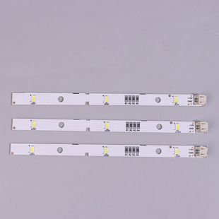 Suitable for Hisense Rongsheng refrigerator led refrigerator compartment top lighting bar BCD-630WT 1629348 accessories