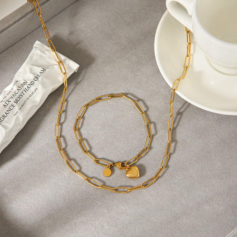 European and American 18K Gold Non-Fading Cross Chain Heart Pendant Alloy Bracelet Light Luxury Versatile Jewelry Ins Cross-Border Accessories