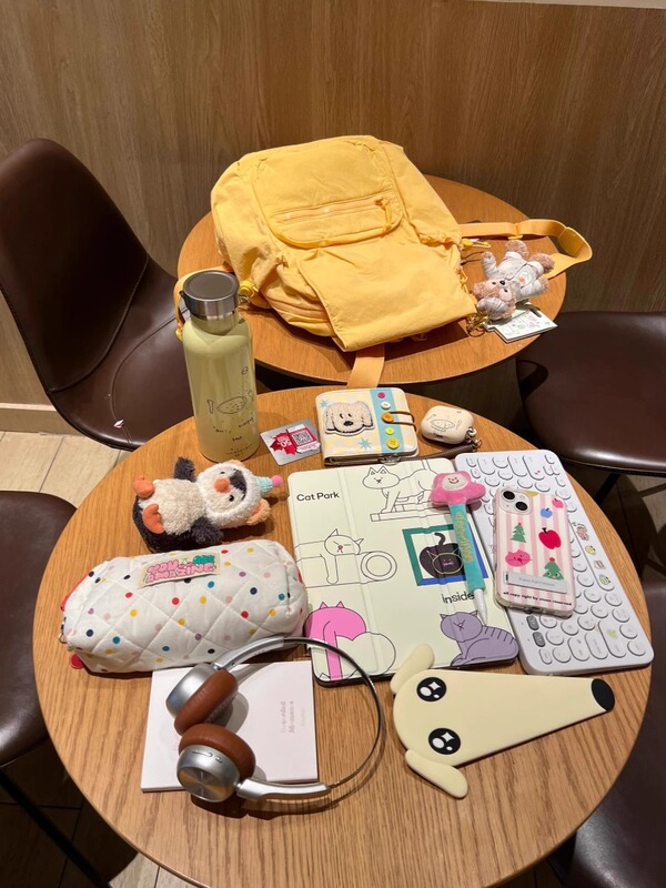 2024 夏の新スタイルの新鮮な大容量バックパック旅行学生学校通勤スクールバッグ仕事コンピュータバッグ|undefined