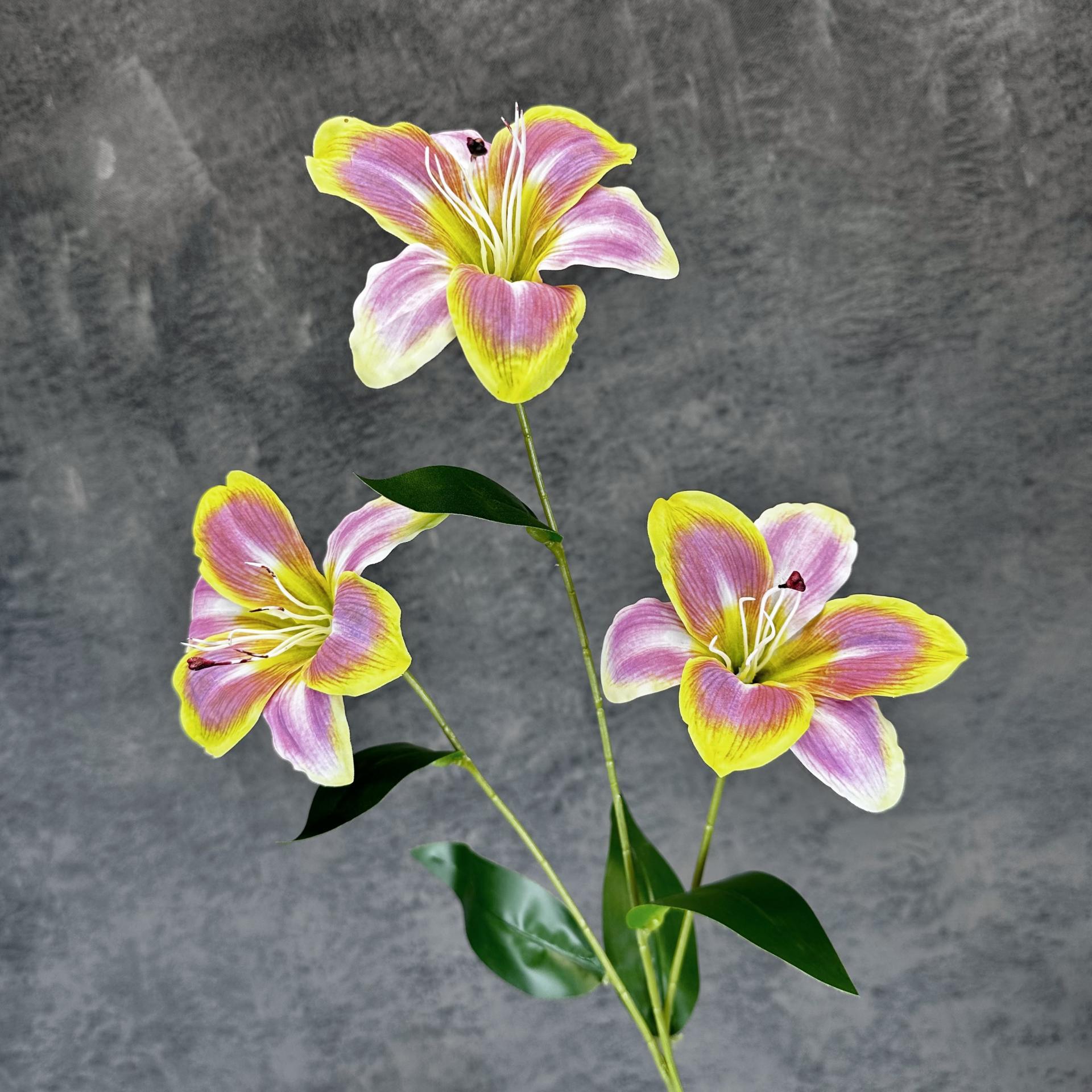 Simulación de 3 cabezas de lirio impresa en 3D lirio boda decoración del hogar decoración de flores falsas transfronterizas al por mayor